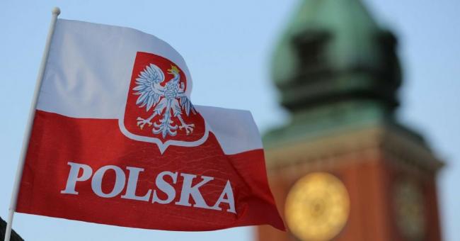 Польща працює над рішенням відмови росіянам у візах