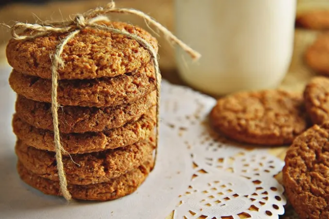 Вівсяне печиво з горіхами: рецепт корисної випічки