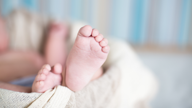 Як прибуває молоко в грудях після народження дитини: пояснення