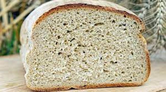 Чому досвідчені дачники ніколи не викидають старий черствий хліб