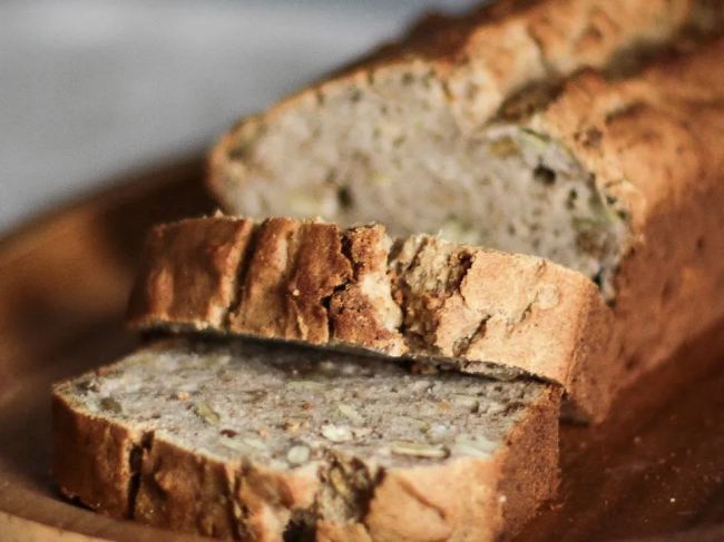 Як зберігати хліб, щоб не цвів та не черствів довгий час: поради для дому