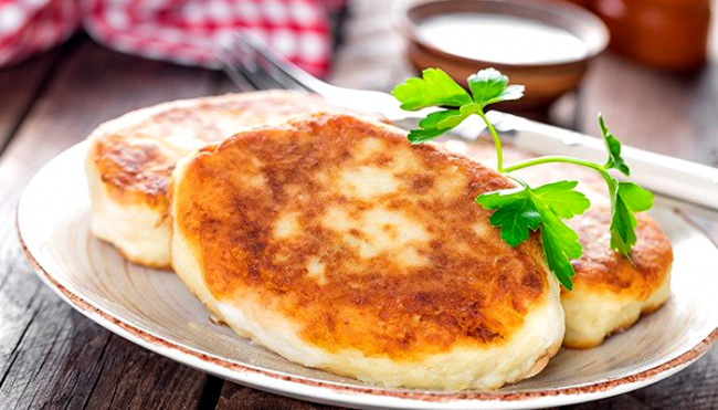 Картопляні зрази із сиром: простий рецепт приготування смачної страви