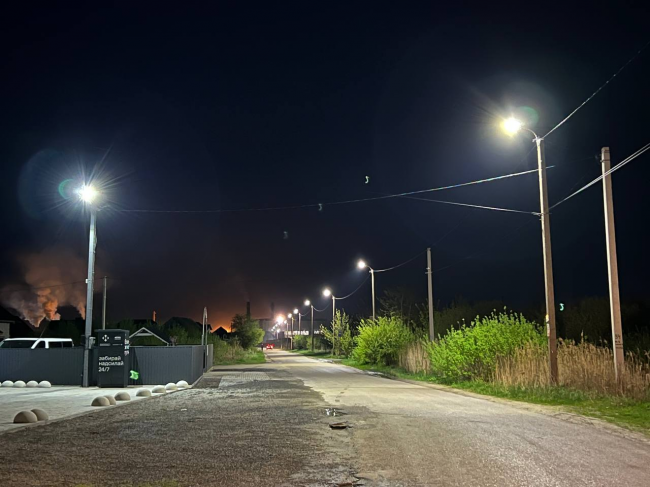 У Костополі на "Хмизах" завершили реконструкцію вуличного освітлення (ФОТО)