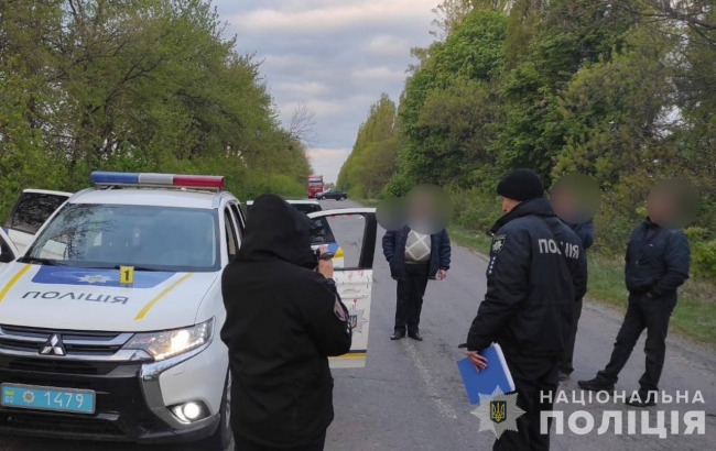 На Вінниччині двоє чоловіків застрелили поліцейського й поранили ще одного