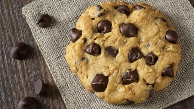 Печиво з шоколадною крихтою: простий рецепт приготування