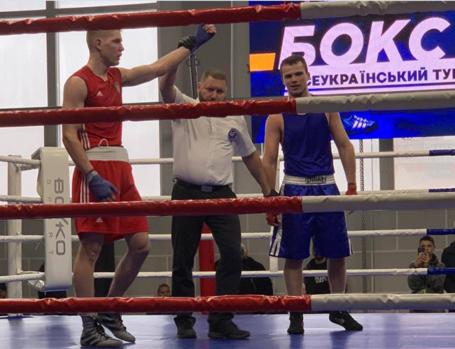 "Поки він - найкращий в області": студент з Рівного виборов "золото" на Чемпіонаті України з боксу 