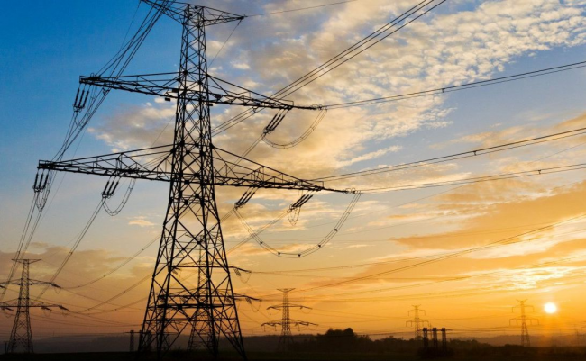 Жителів Рівненщини просять економити електроенергію: чи будуть відключення