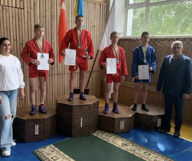 Рівненські самбісти здобули 6 медалей на Всеукраїнському турнірі