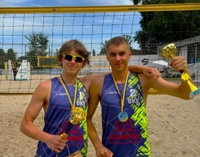 Юні спортсмени з Рівненщини стали чемпіонами України з пляжного волейболу