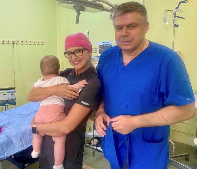 Львівські хірурги виправили ваду у 3-місячного малюка, мама якого налякалася вибухів
