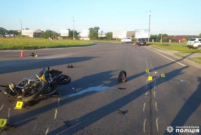 У Сарнах на кільці збили мотоцикліста: він помер у лікарні