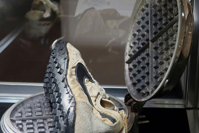 Кросівки Nike: Історія Успіху та особливості