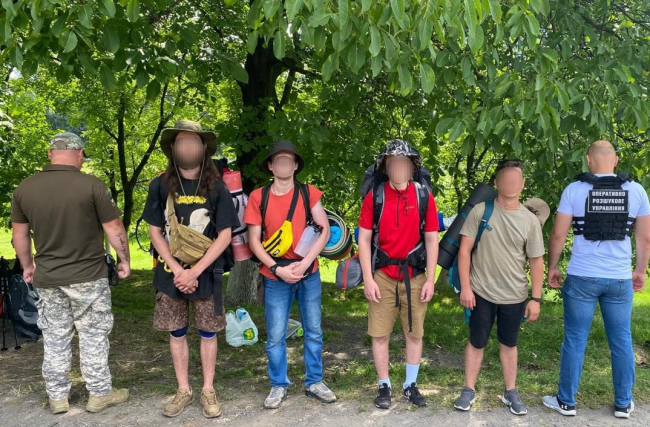 За легендою - туристи: у горах Закарпаття затримали трьох українців і росіянина