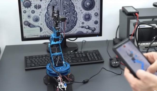 В університеті на Рівненщині вивчатимуть робототехніку