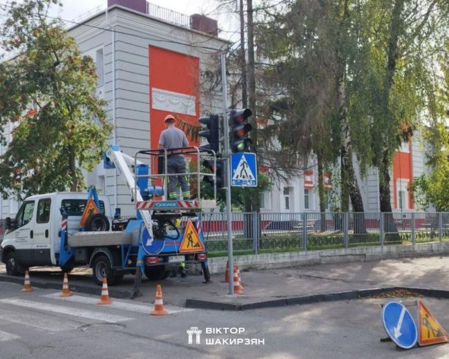 У Рівному ще 5 світлофорів обладнали звуковими сповіщувачами