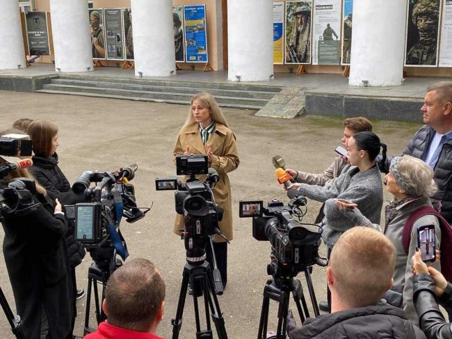 Керівниця музею спростувала чутки щодо здачі квартири Косміаді в Рівному в оренду