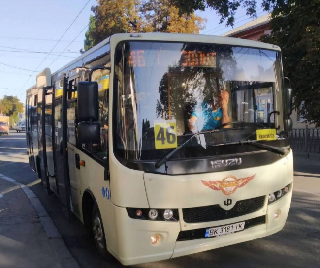 Курсували замість тролейбусів під час відключень: чи вигідна для Рівного закупівля автобусів