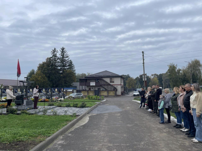 Двох Захисників із Рівненщини посмертно відзначили державними нагородами