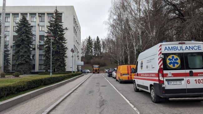 У Рівному другий день поспіль замінували будівлю обласної влади (ОНОВЛЕНО)