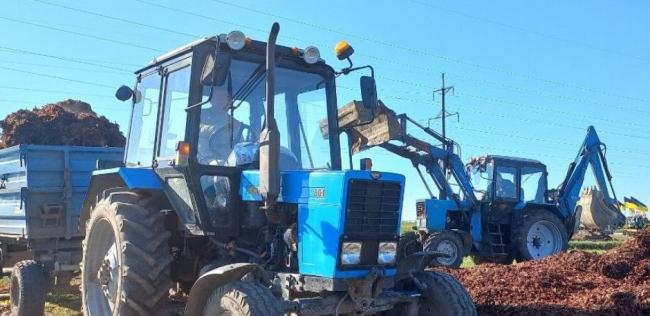 На кладовищах Рівного розпочали підготовку до зими