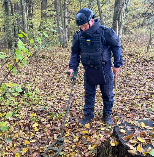 На Дубенщині виявили небезпечний артснаряд 