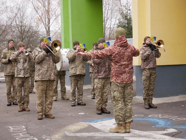 У Квасилові вшанували пам`ять полеглого на війні старшого солдата