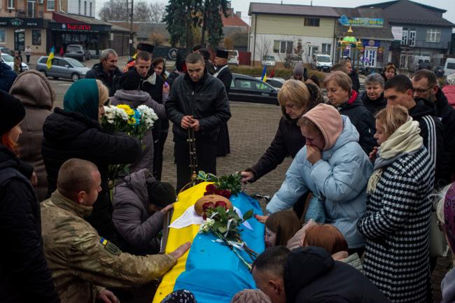 На Дубенщині попрощались з молодшим сержантом, який загинув у ДТП