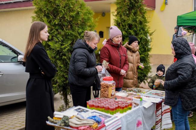 У селі на Рівненщині зібрали понад 90 тис. грн для українських бійців