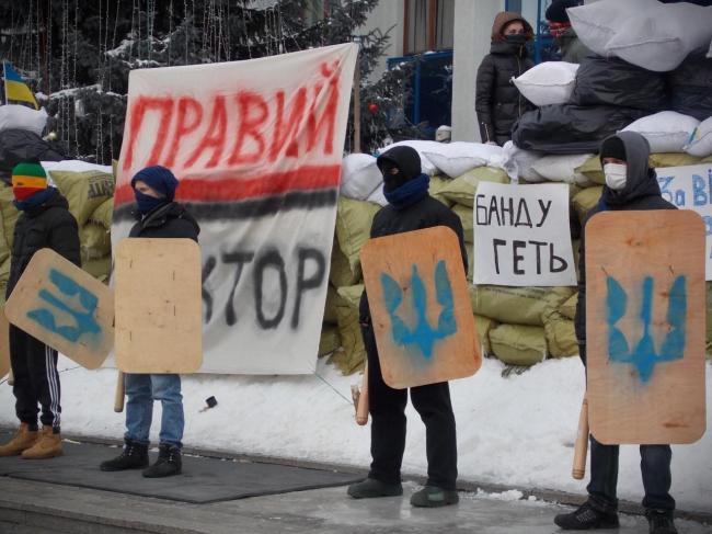 20 та 11 років тому: показали фото з двох революцій в Рівному