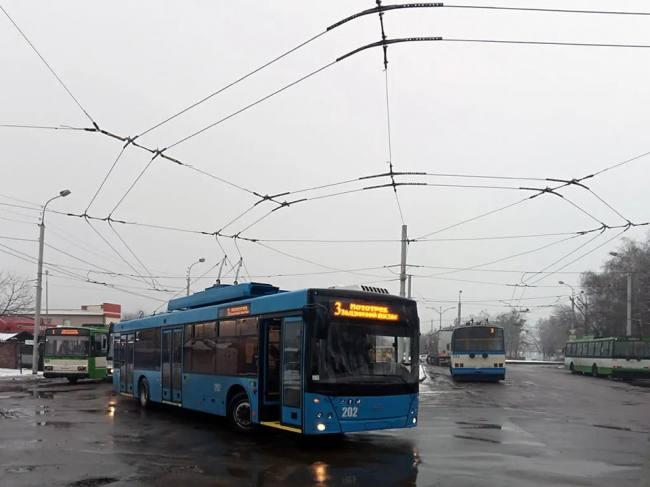 Відомо, скільки тролейбусів випустили на маршрути у Рівному