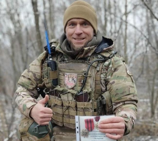 Головнокомандувач ЗСУ відзначив бойового медика з Рівненщини "Золотим Хрестом"