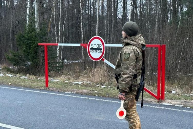 На Рівненщині прикордонники затримали злочинця, який перебуває у розшуку