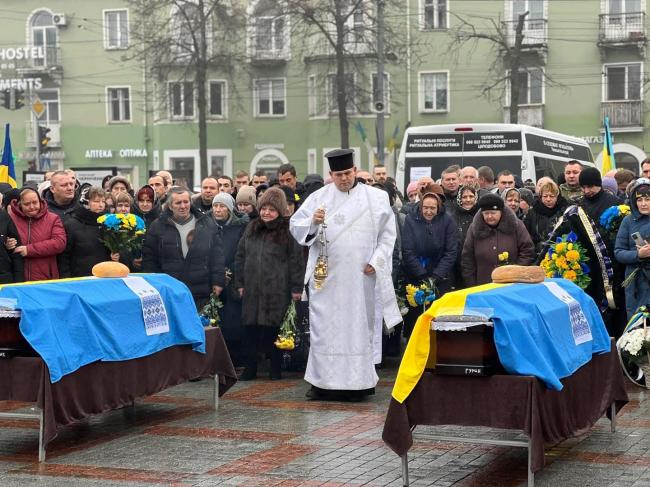 У Рівному попрощалися одразу із двома загиблими Героями